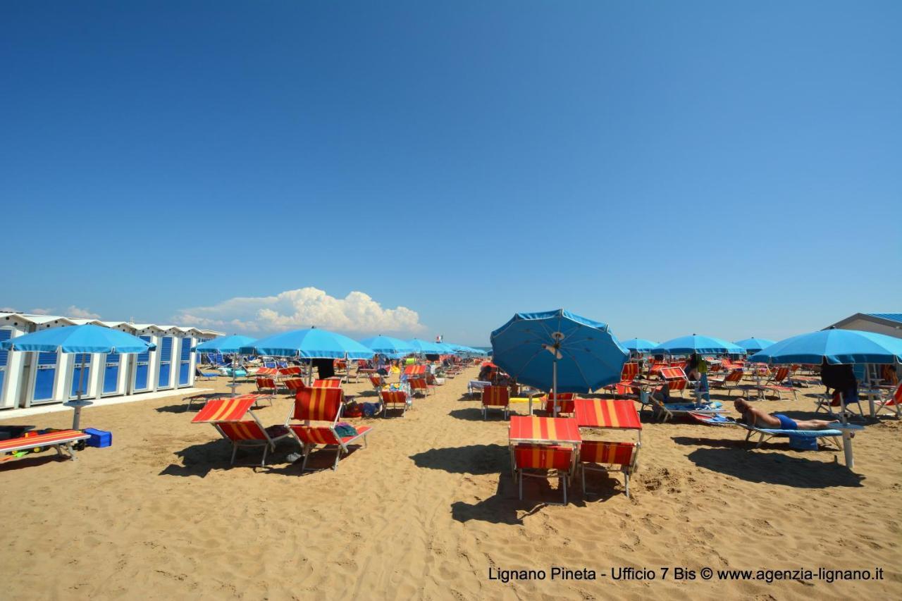 Апартаменты Flat In Lignano Pineta Линьяно-Саббьядоро Экстерьер фото