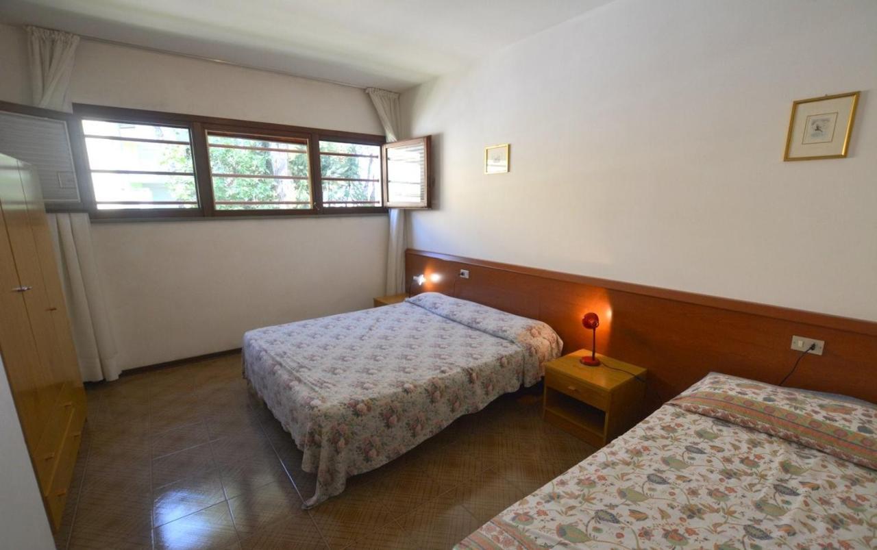 Апартаменты Flat In Lignano Pineta Линьяно-Саббьядоро Экстерьер фото